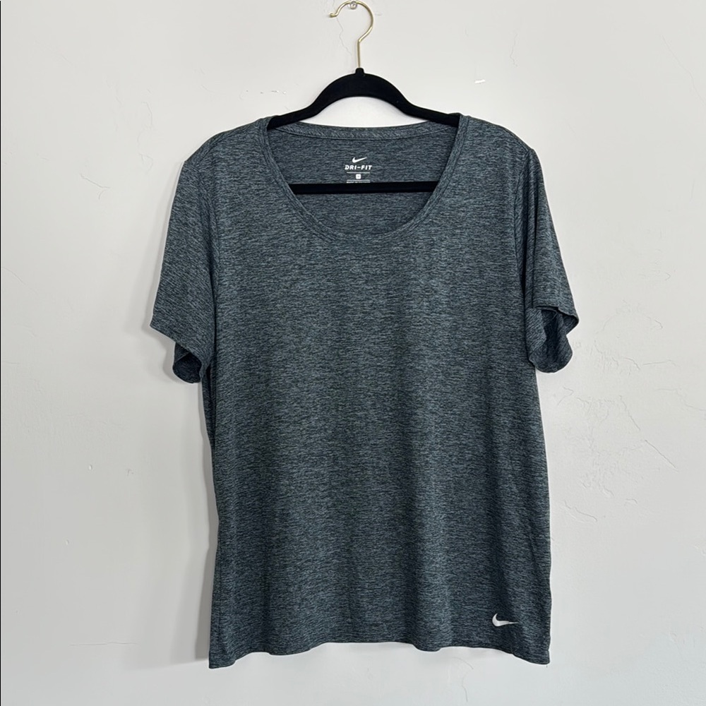 Nike Gray T-Shirt